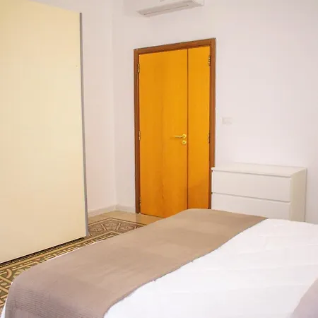 Your Home, In The Center Of Apartment Bari