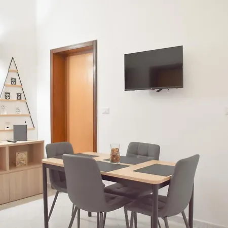 Your Home, In The Center Of Apartment Bari
