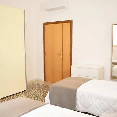 Your Home, In The Center Of Apartment Bari