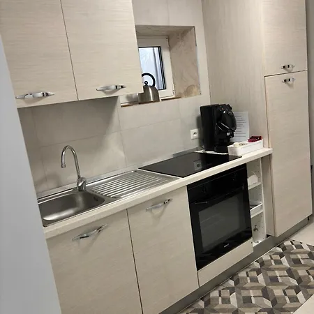 Your Home, In The Center Of Apartment *