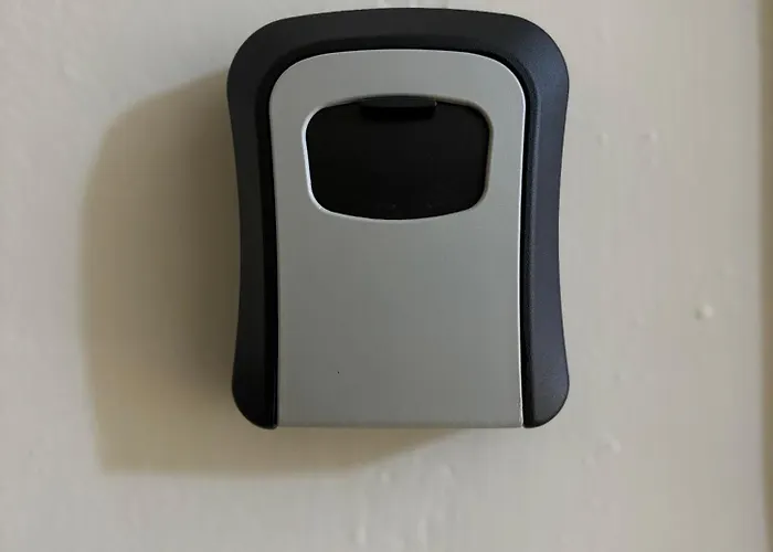 Your Home, In The Center Of Apartment *